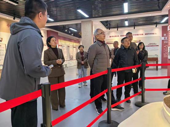 12da9ff382246ee3b4f8a445ffed8c55